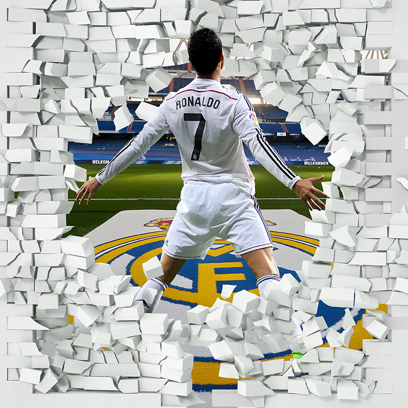 Foto tapeta Ronaldo sa brojem 7 na zidu