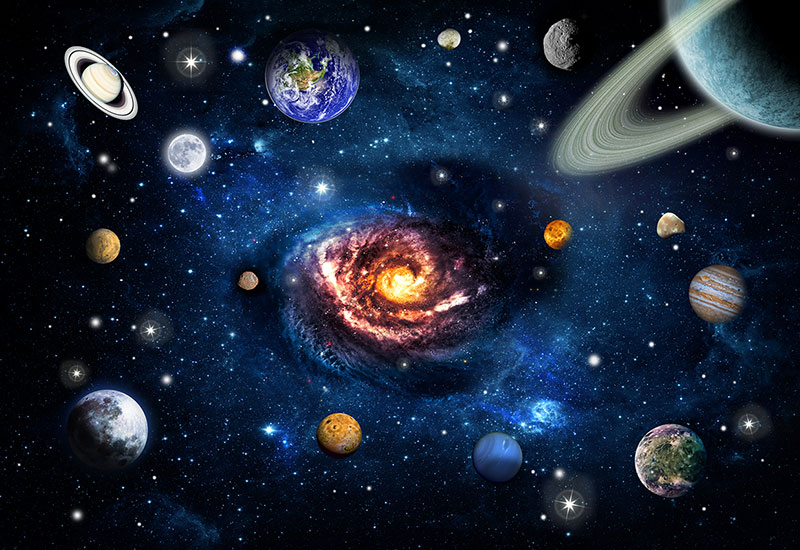 Ceo dezen Galaksija okružena planetama
