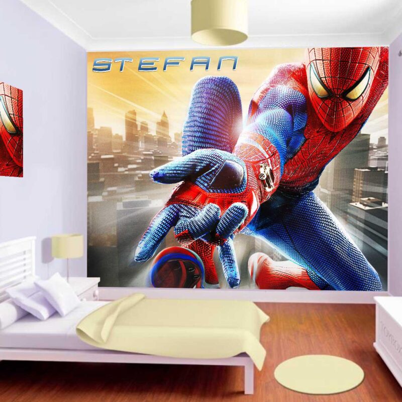 Foto tapeta Spajdermen pruža ruku na zidu